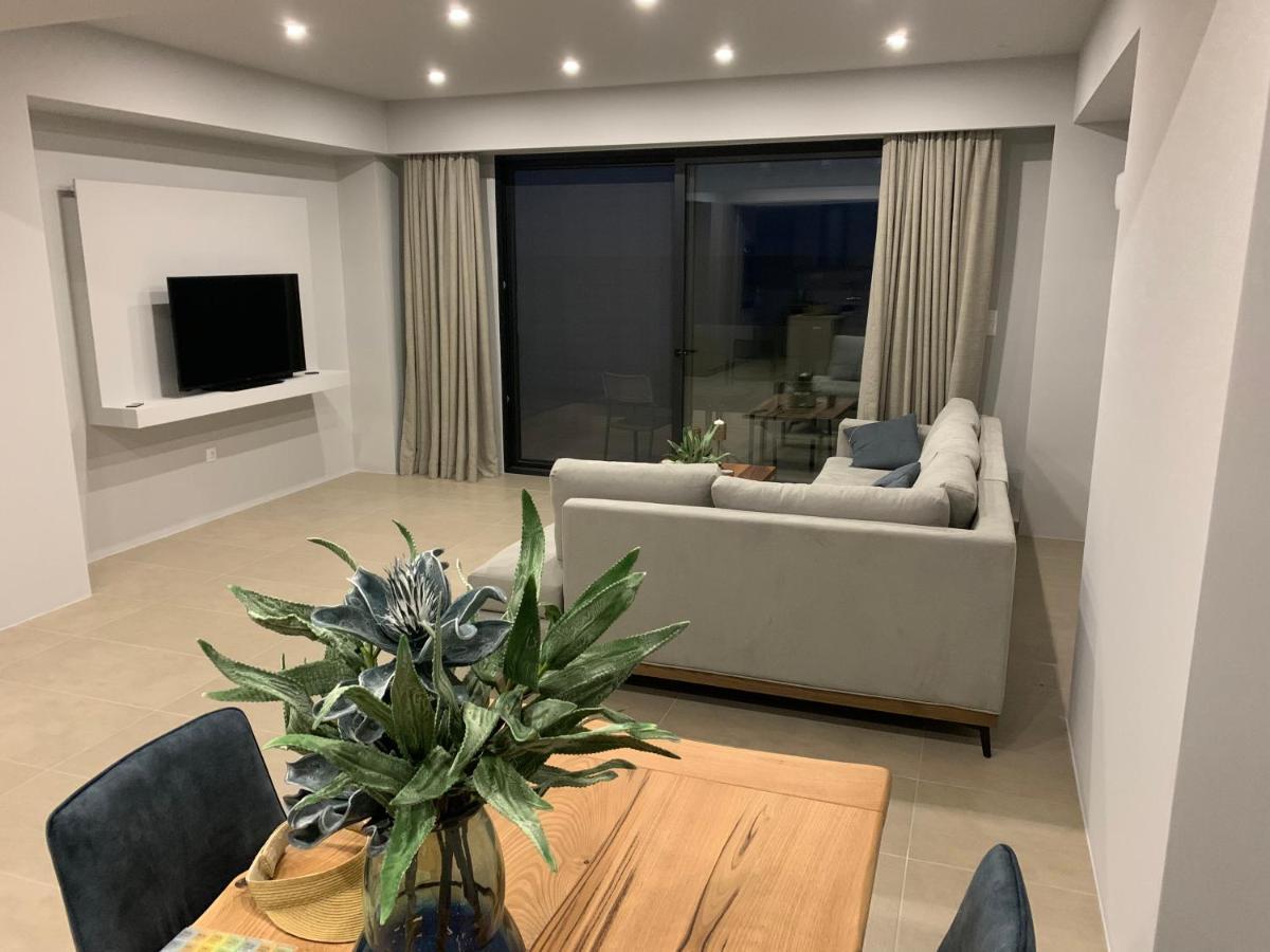 Central Urban Luxury Sea View Apt Since 2009 Иерапетра Экстерьер фото